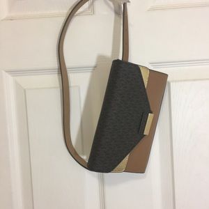 MICHAEL KORS BELT BAG NWT